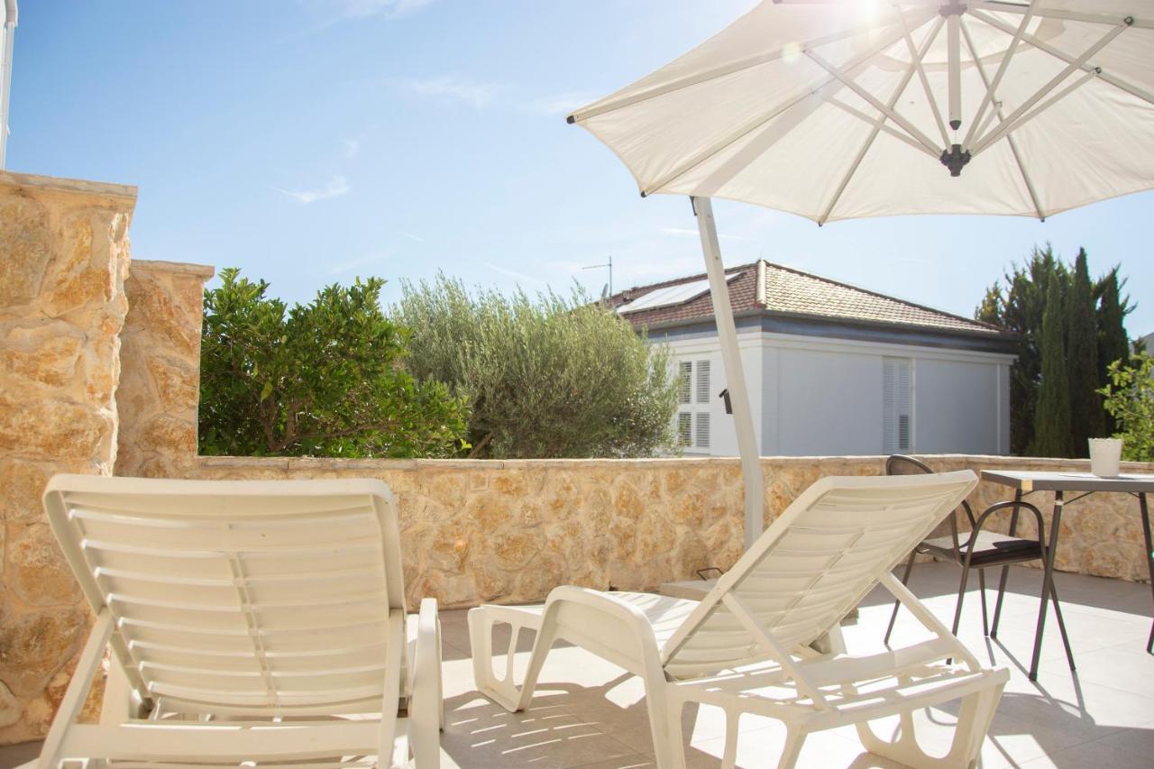זאדאר Holiday House By The Sea Vigo מראה חיצוני תמונה