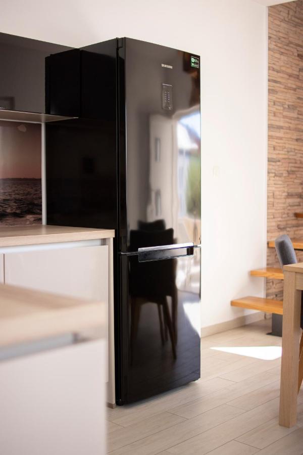 זאדאר Holiday House By The Sea Vigo מראה חיצוני תמונה